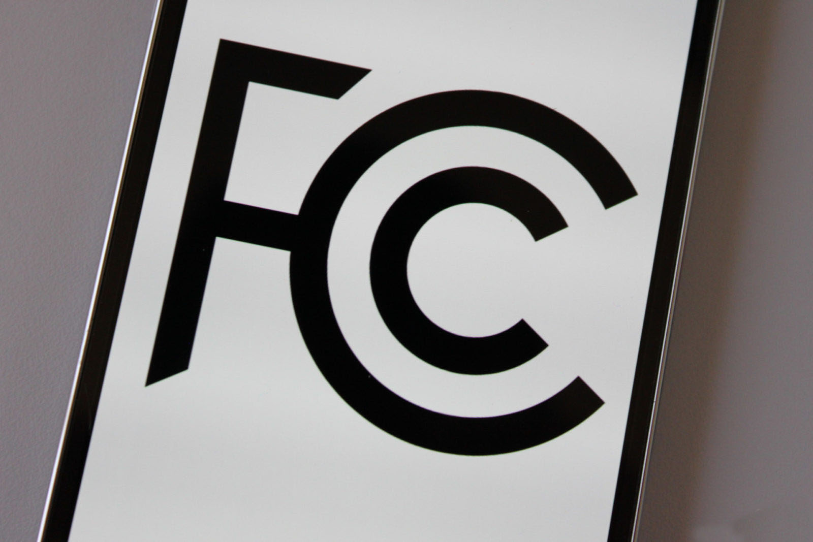 FCC針對U-NII-3 5G設備認證測試再做調整