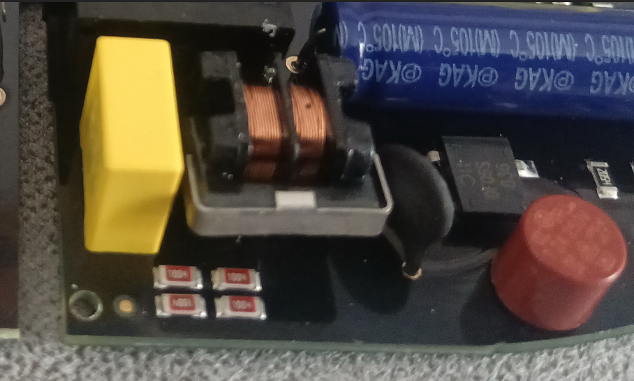 GB 4943.1-2022開關(guān)電源要改用四顆泄放電阻